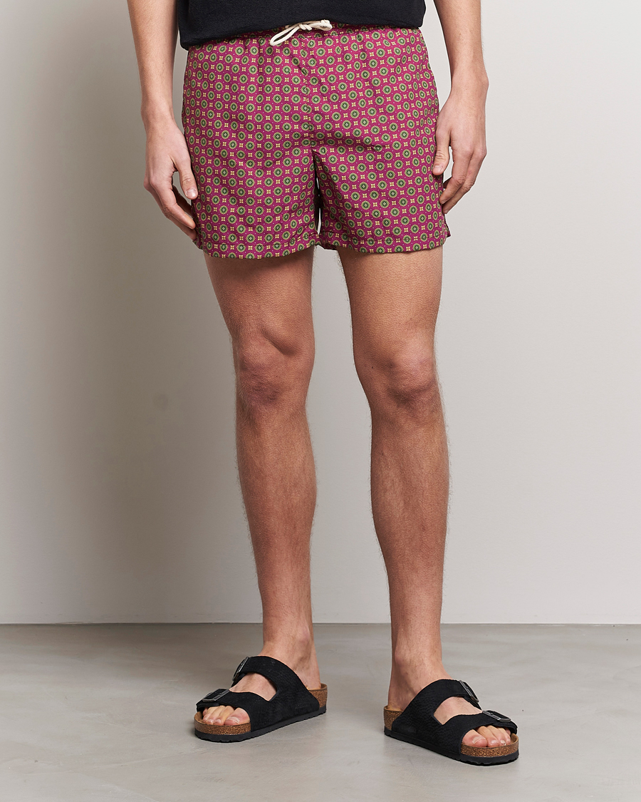 Herre |  | Ripa Ripa | Nicola Radano Colab Printed Swimshorts Bordeaux