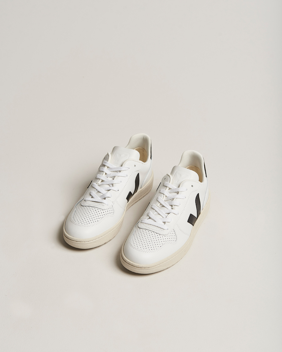 Herre | Veja V-10 Leather Sneaker Extra White/Black | Veja | V-10 Leather Sneaker Extra White/Black