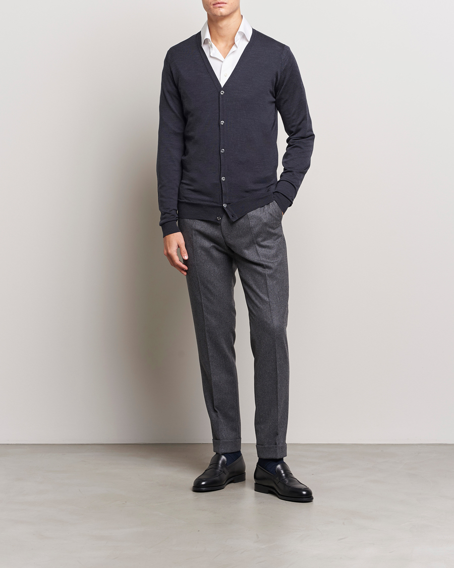 Herre | Gensere | John Smedley | Petworth Extra Fine Merino Cardigan Hepburn Smoke