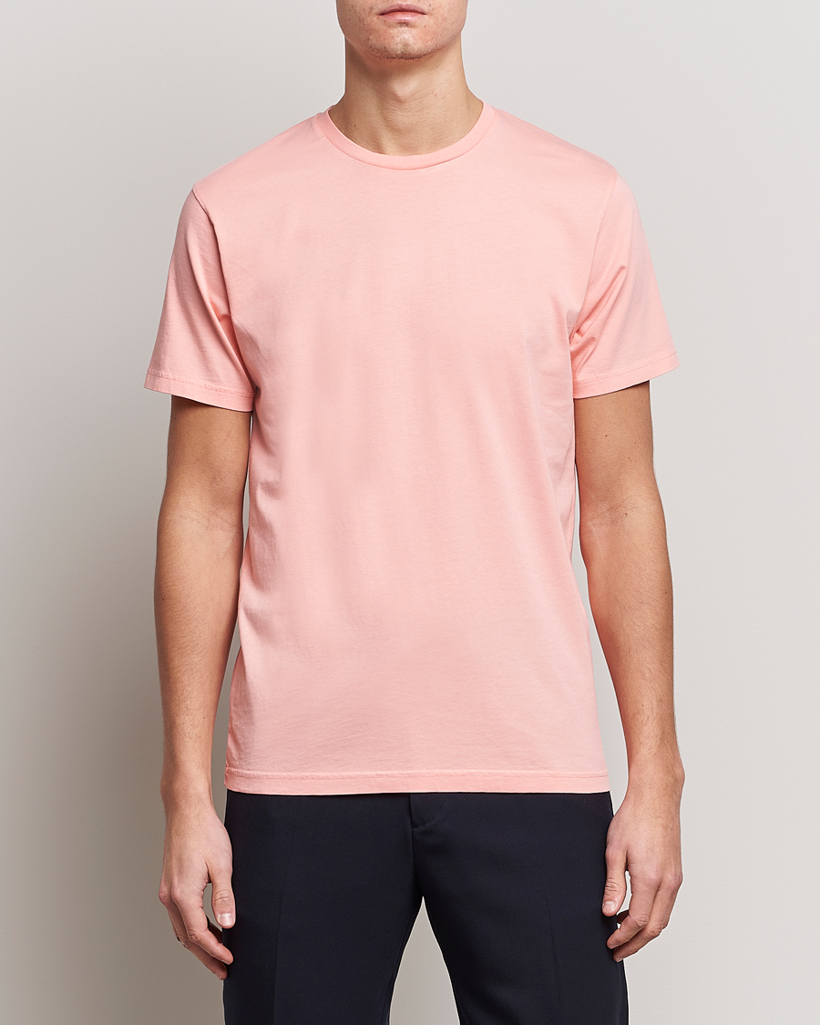 Herre | T-Shirts | Colorful Standard | Classic Organic T-Shirt Bright Coral