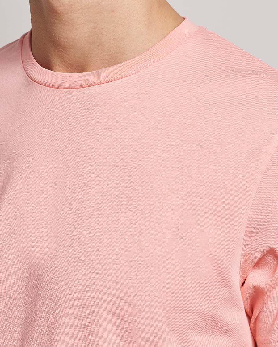Herre | T-Shirts | Colorful Standard | Classic Organic T-Shirt Bright Coral