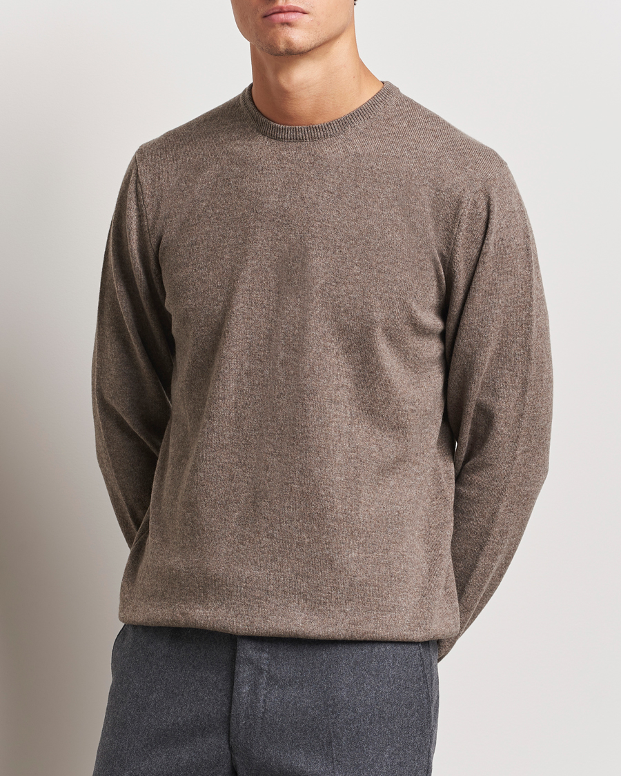 Herre | Italian Department | Piacenza Cashmere | Cashmere Crew Neck Sweater Brown