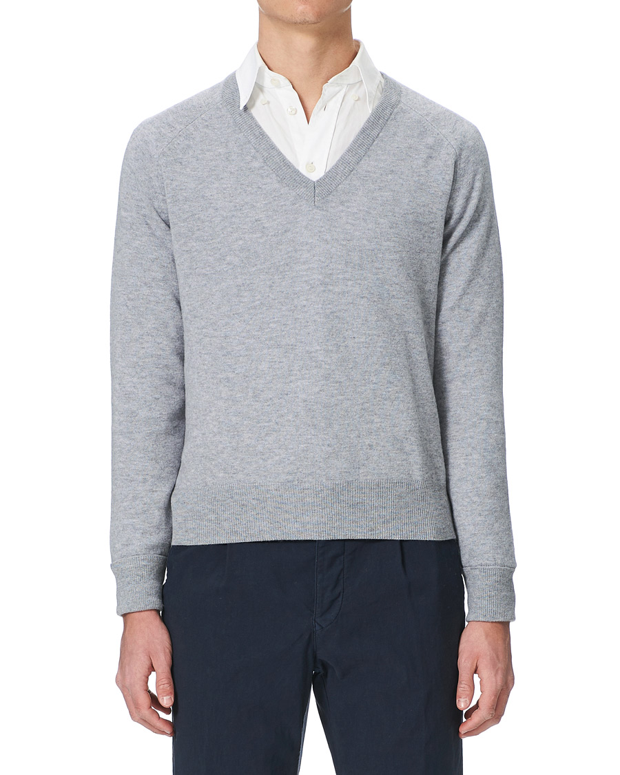 Herre | Gensere | Stenströms | Washed Merino Deep V-Neck Grey