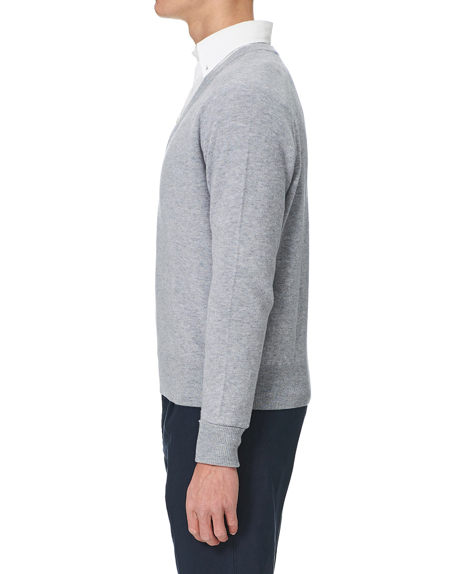 Herre | Gensere | Stenströms | Washed Merino Deep V-Neck Grey