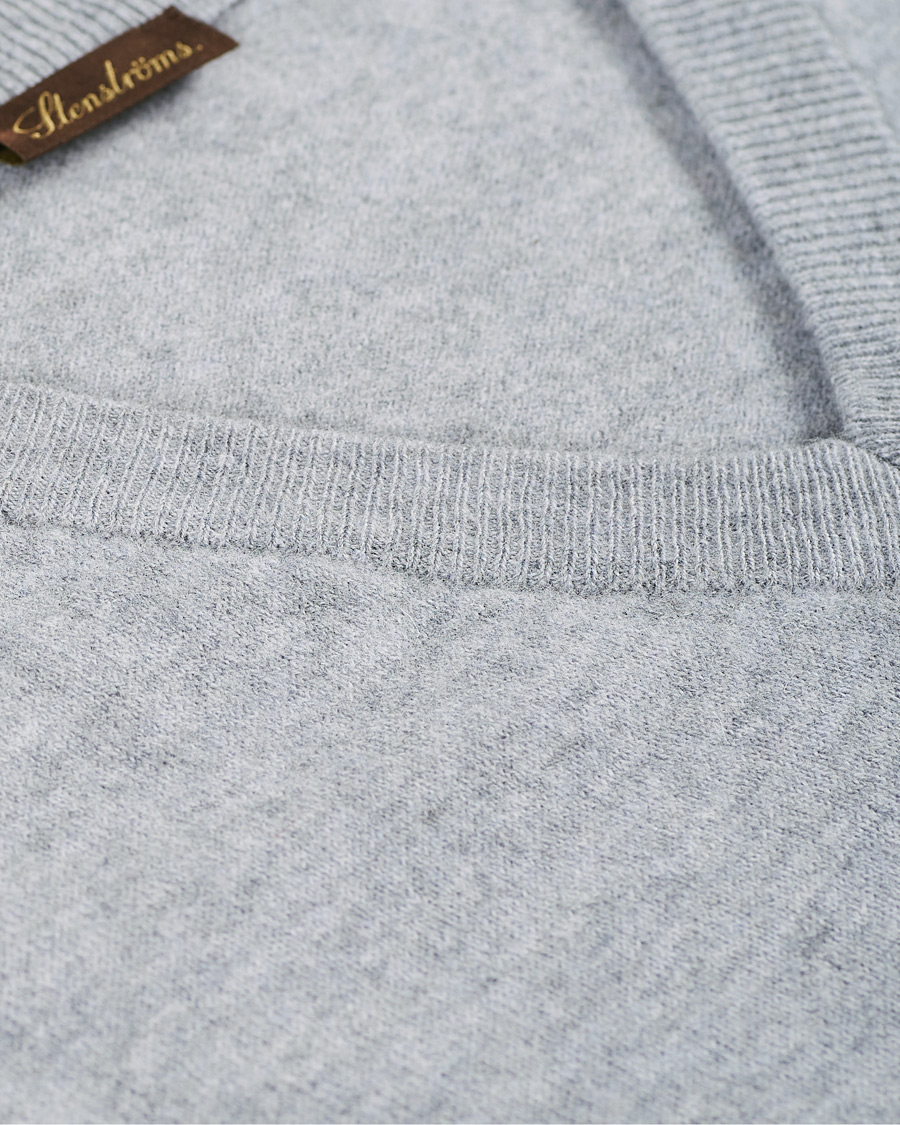 Herre | Gensere | Stenströms | Washed Merino Deep V-Neck Grey