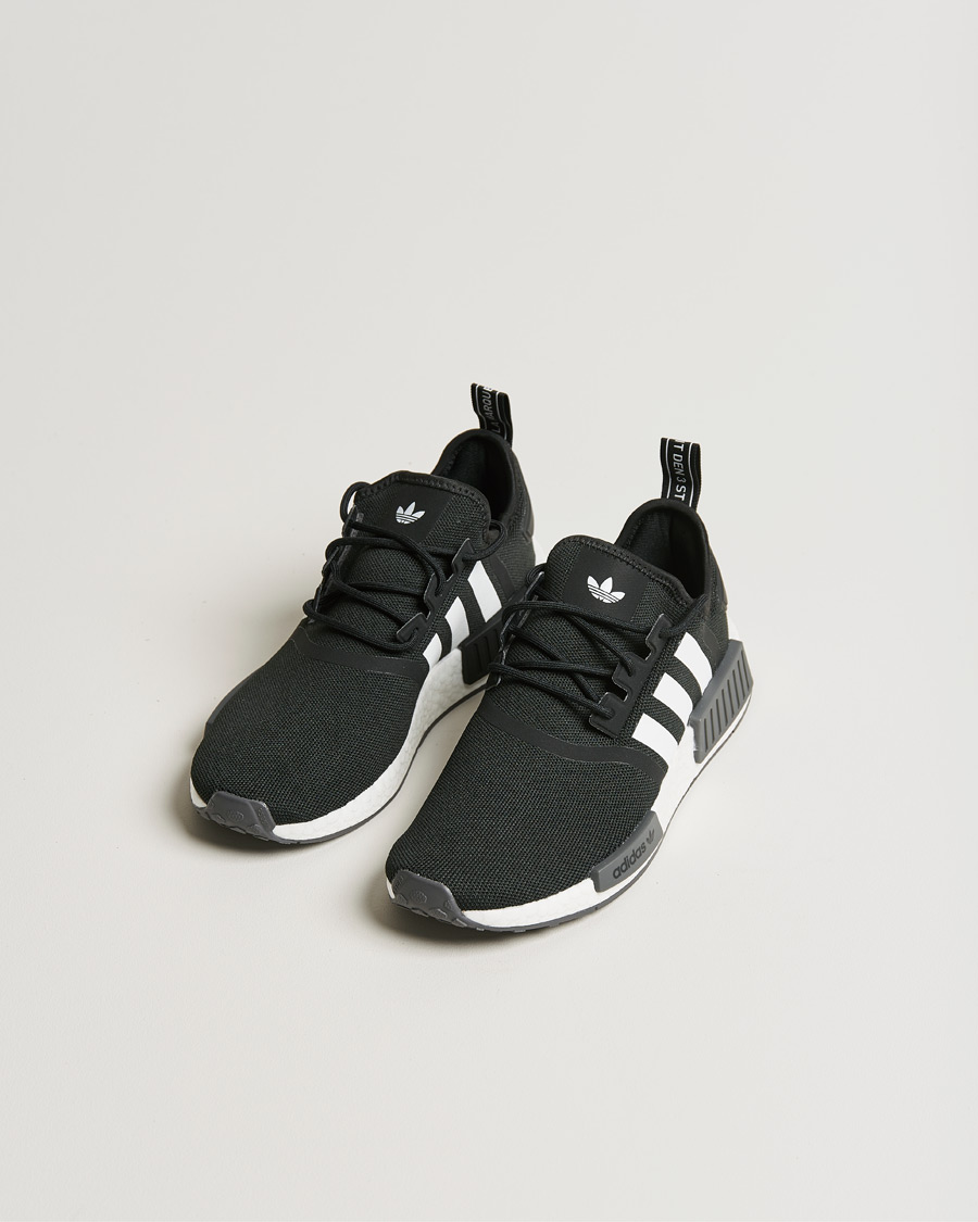 Herr | Svarta sneakers | adidas Originals | NMD R1 Sneaker Black