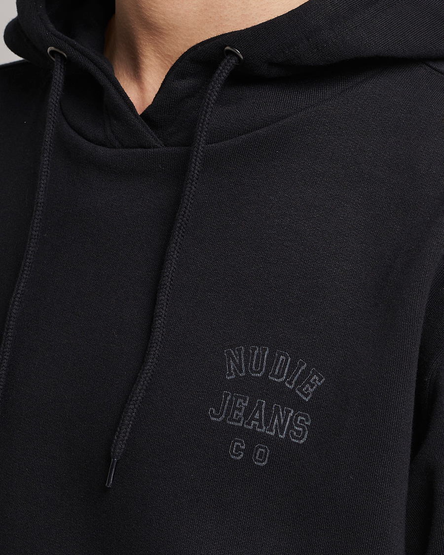 Herre | Gensere | Nudie Jeans | Franke Logo Hoodie Black