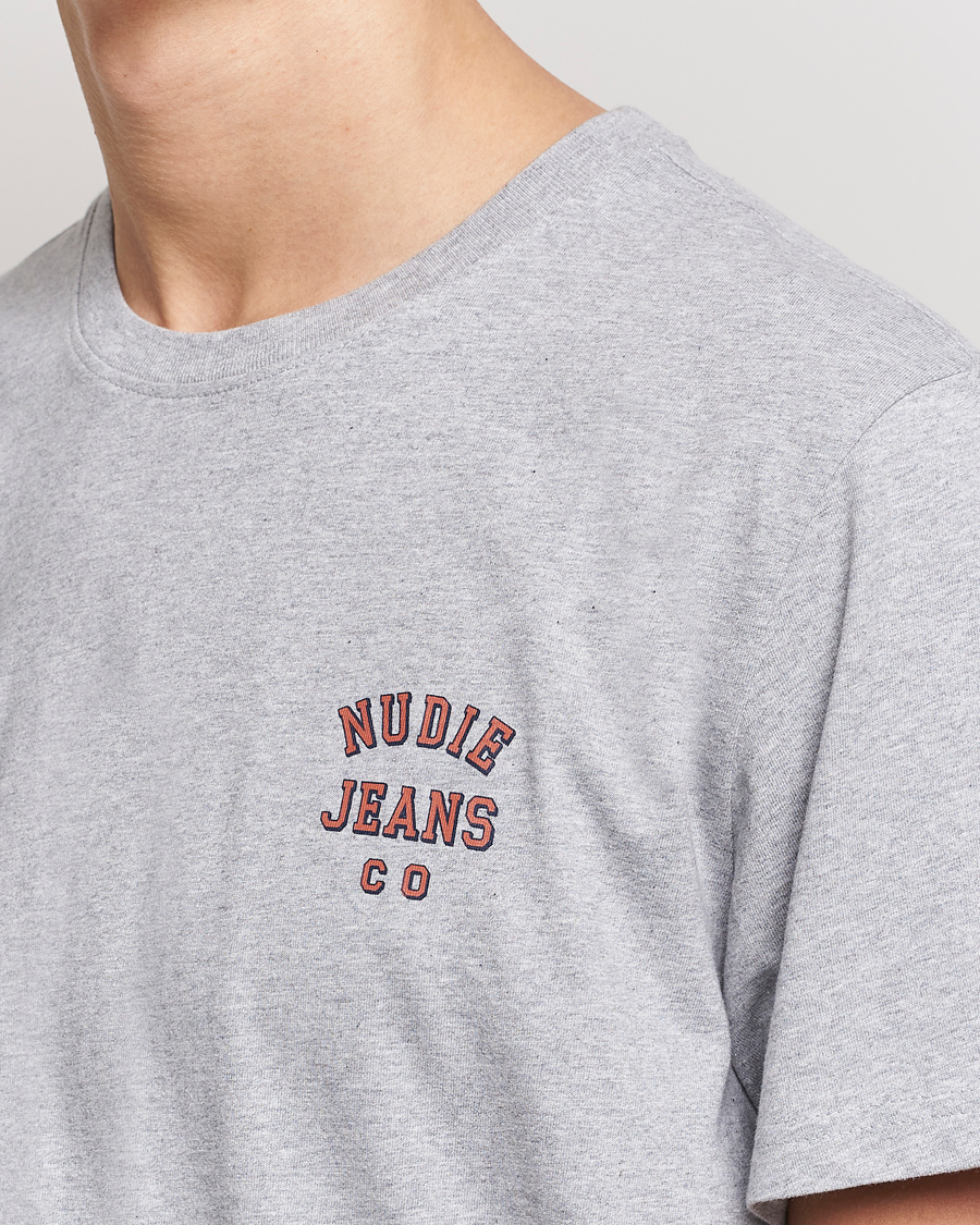 Herre | T-Shirts | Nudie Jeans | Roy Logo Crew Neck Tee Grey melange