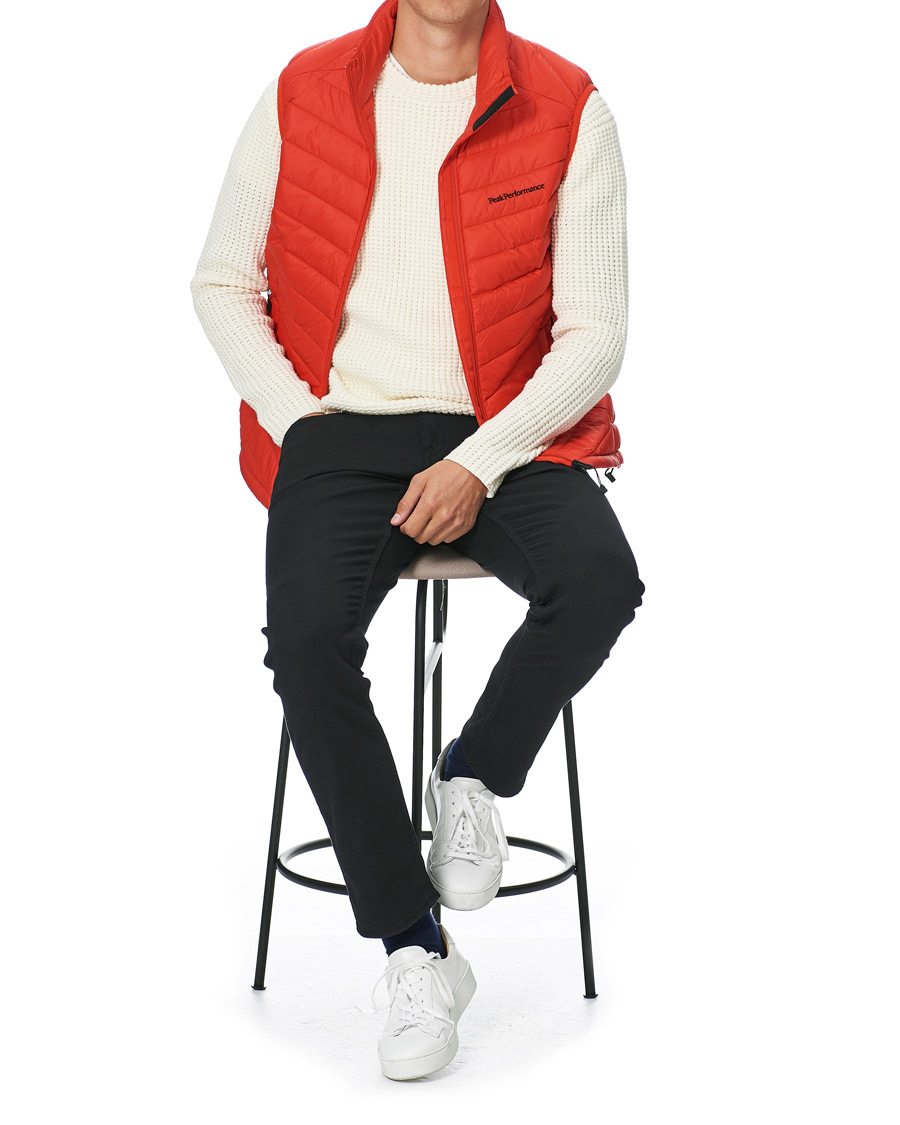 Herre | Jakker | Peak Performance | Frost Down Vest Racing Red
