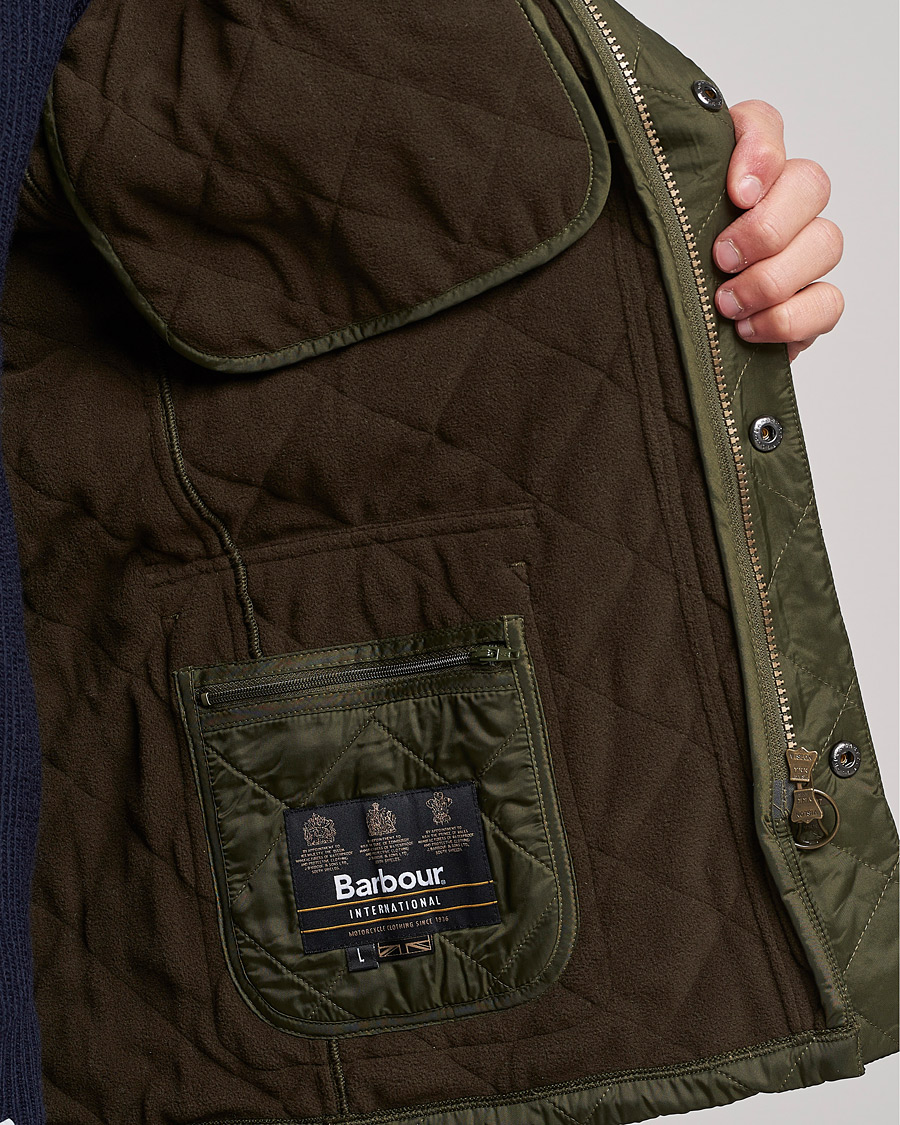 Herre | Jakker | Barbour International | Ariel Polarquilt International Jacket Olive