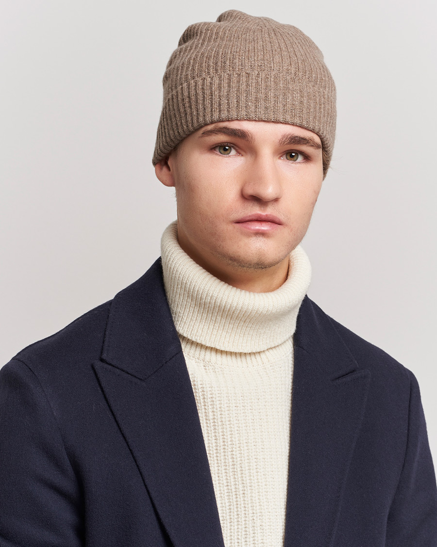 Herre | Luer | Johnstons of Elgin | Cashmere Ribbed Hat Otter