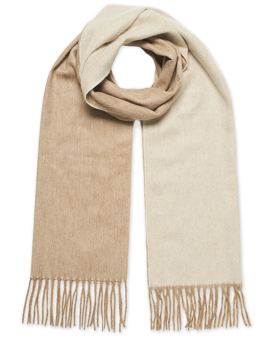 Herre | Begg & Co Arran Reversible Cashmere Scarf Stone/White | Begg & Co | Arran Reversible Cashmere Scarf Stone/White