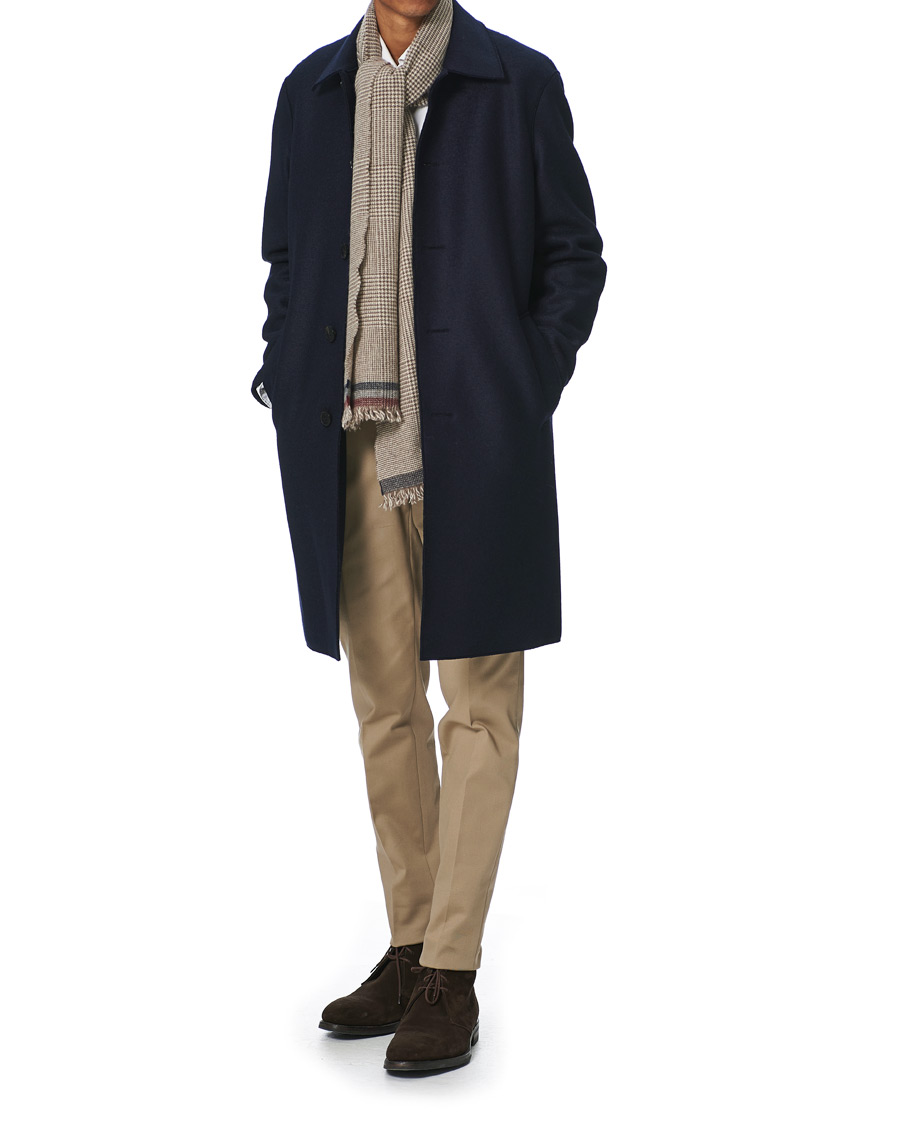 Herre | Begg & Co Vaudie Wash Lambswool/Cashmere Scarf Natural Stone | Begg & Co | Vaudie Wash Lambswool/Cashmere Scarf Natural Stone