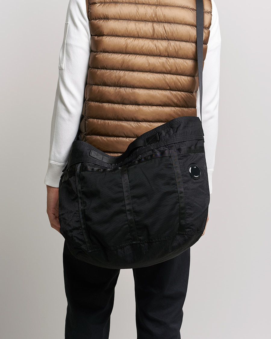 Herre | C.P. Company Nylon B Large Tote Bag Black | C.P. Company | Nylon B Large Tote Bag Black