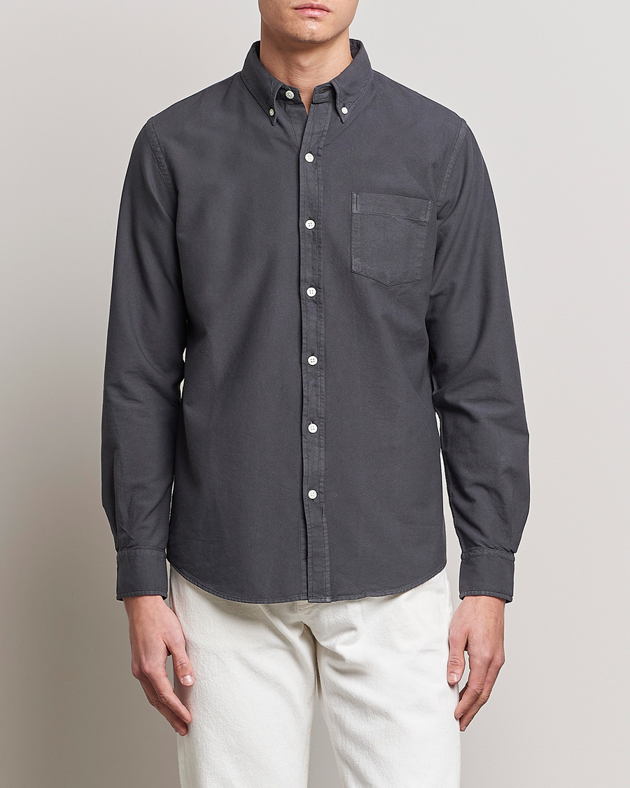 Herre | Skjorter | Colorful Standard | Classic Organic Oxford Button Down Shirt Lava Grey