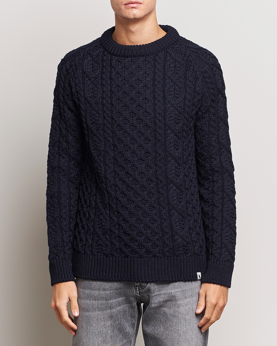 Herre | Gaver | Peregrine | Hudson Wool Aran Knitted Jumper Navy