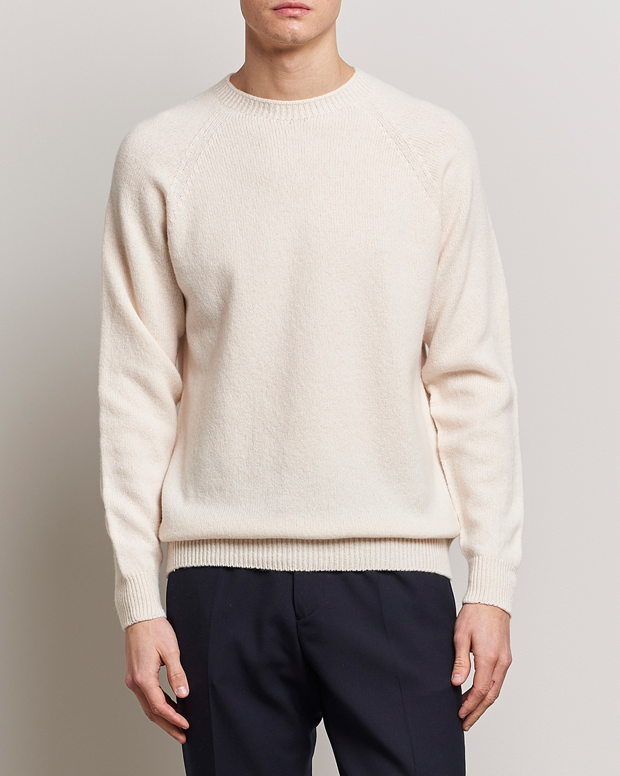 Herre | Klær | Sunspel | Lambswool Crew Neck Ecru