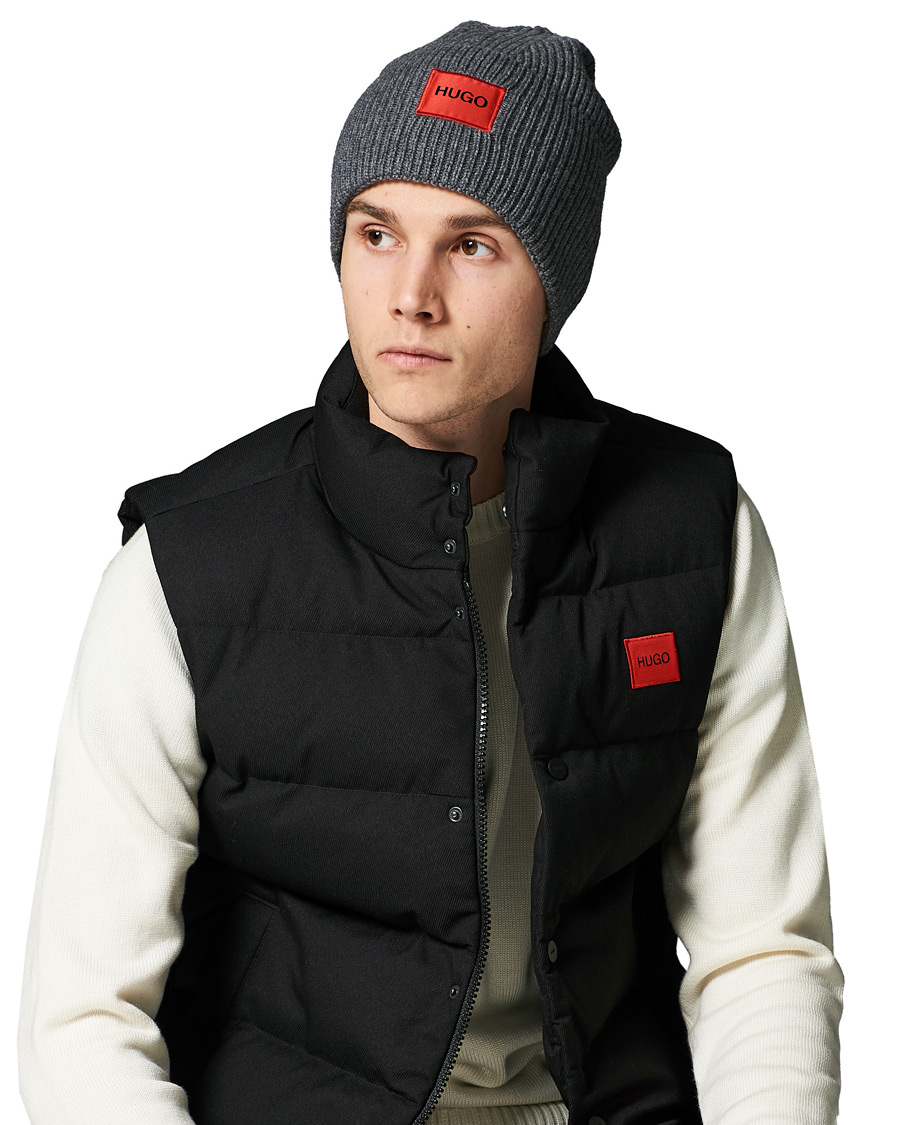Herre | HUGO Ribbed Logo Beanie Medium Grey | HUGO | Ribbed Logo Beanie Medium Grey