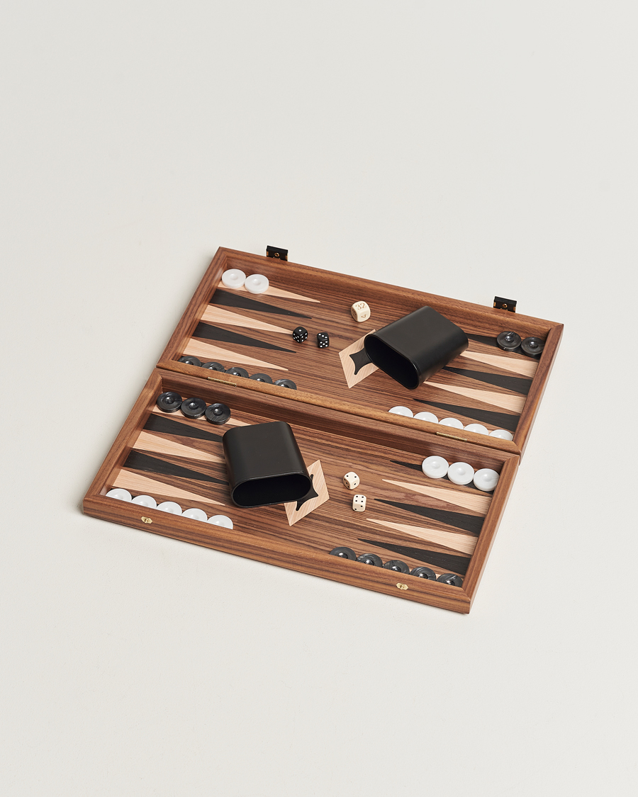 Herre |  | Manopoulos | Walnut Chess & Backgammon