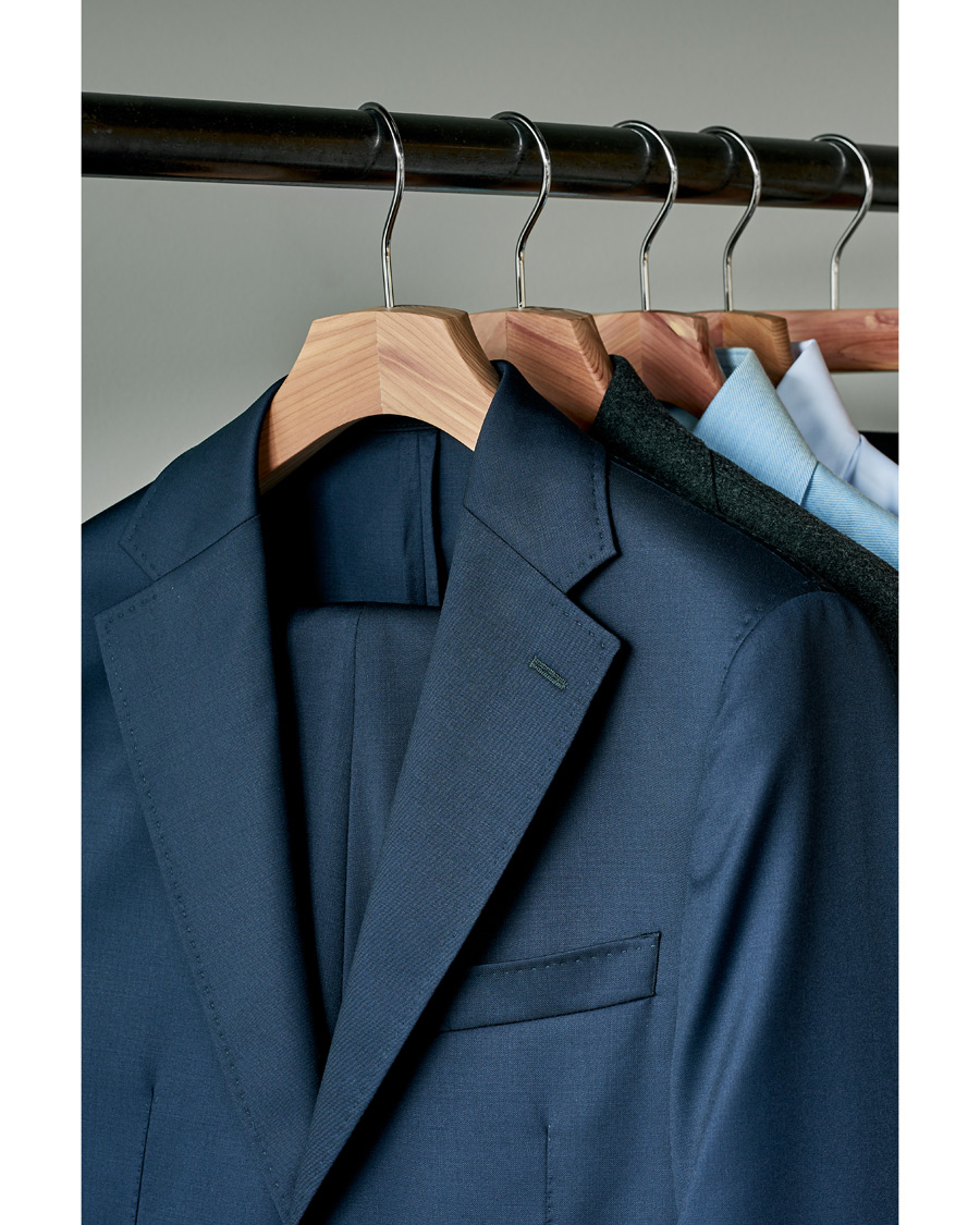 Herre | Care with Carl Cedar Wood Suit Hanger | Care with Carl | Cedar Wood Suit Hanger