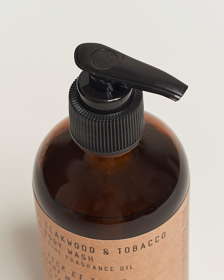 Herre | P.F. Candle Co. Hand & Body Wash No. 4 Teakwood & Tobacco 236ml | P.F. Candle Co. | Hand & Body Wash No. 4 Teakwood & Tobacco 236ml