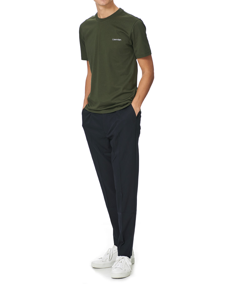 Herre | T-Shirts | Calvin Klein | Chest Logo Crew Neck Tee Dark Olive