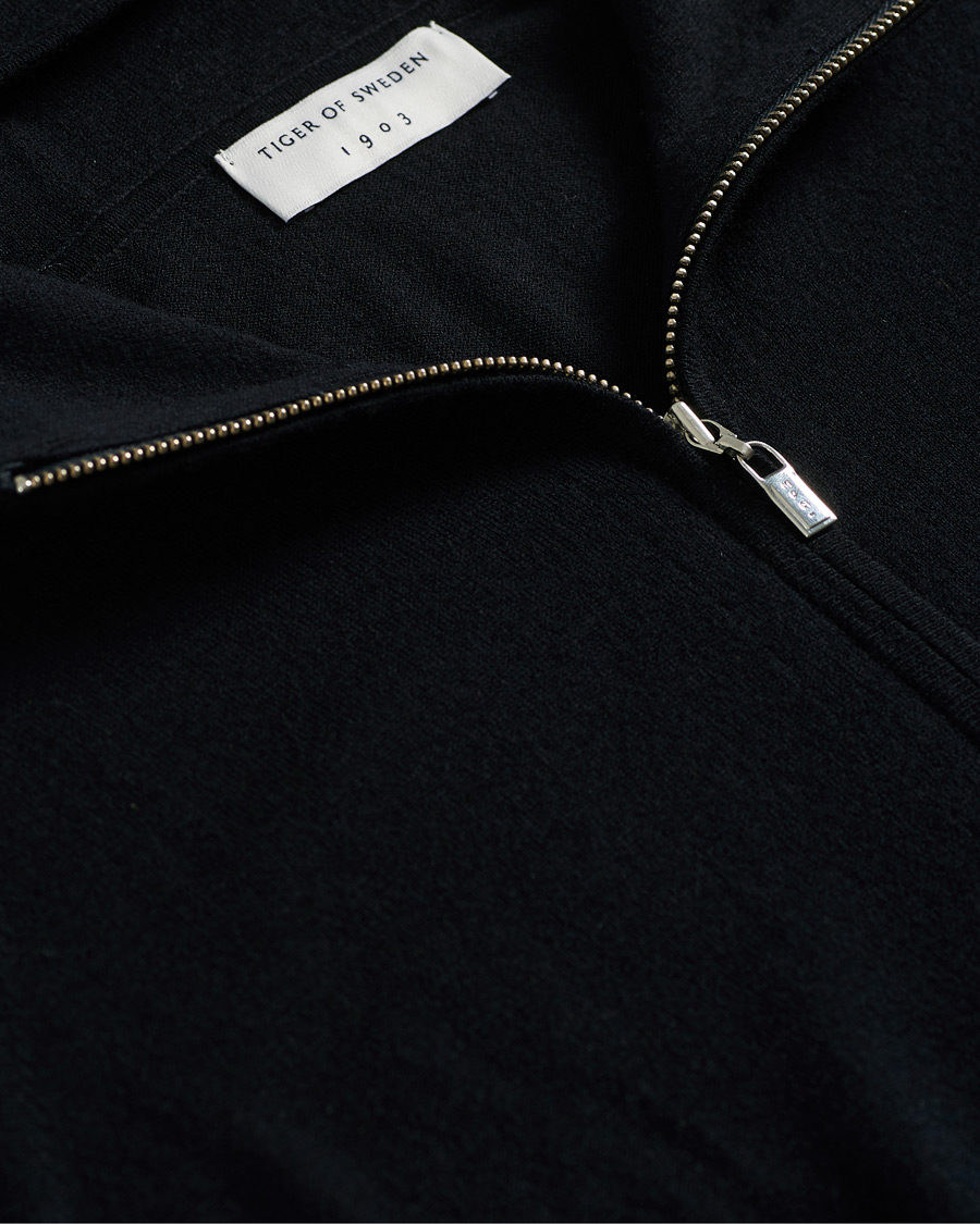 Herre | Gensere | Tiger of Sweden | Navette Knitted Merino Sweater Dark Navy