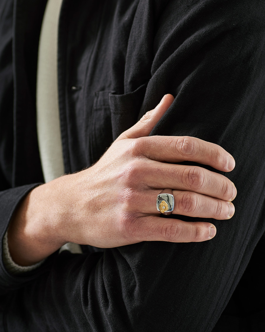 Herre | Contemporary Creators | Tom Wood | Mined Ring Large Diamond Silver