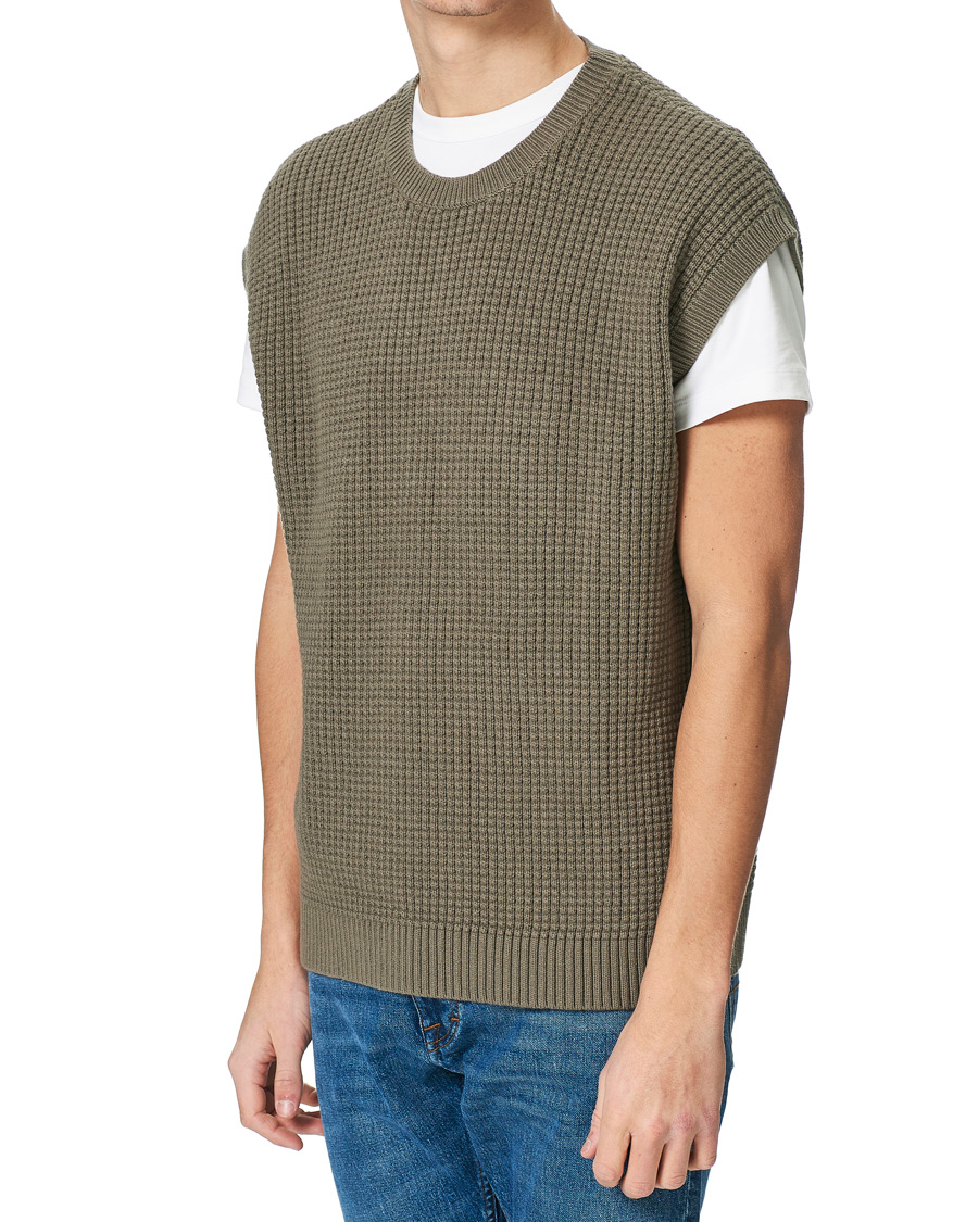 Herre | Gensere | Tiger of Sweden | Clemente Knitted Vest Light Khaki