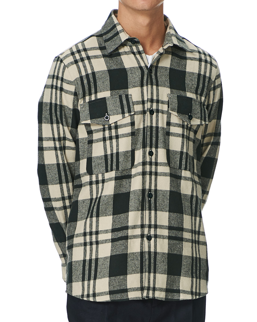 Herre | Skjorter | A Day's March | Cardiff Checked Flannel Shirt Off White/Seaweed