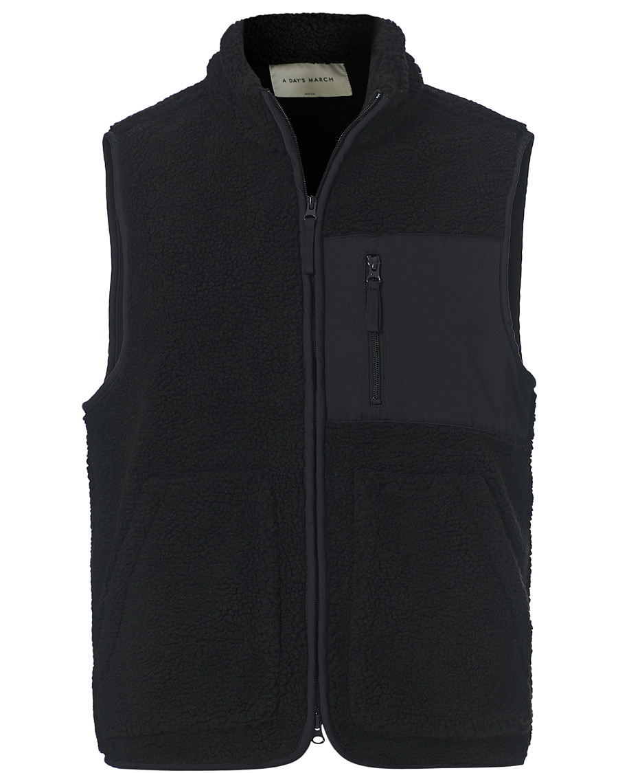 Herre | Gensere | A Day's March | Arvån Recycled Fleece Vest Black