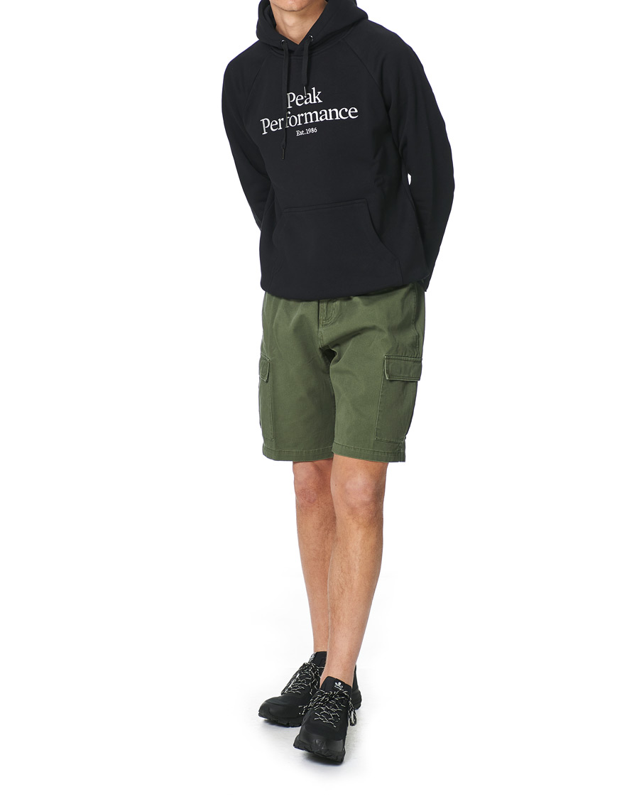 Herre | Shorts | Peak Performance | Cotton Cargo Shorts Pine Neddle