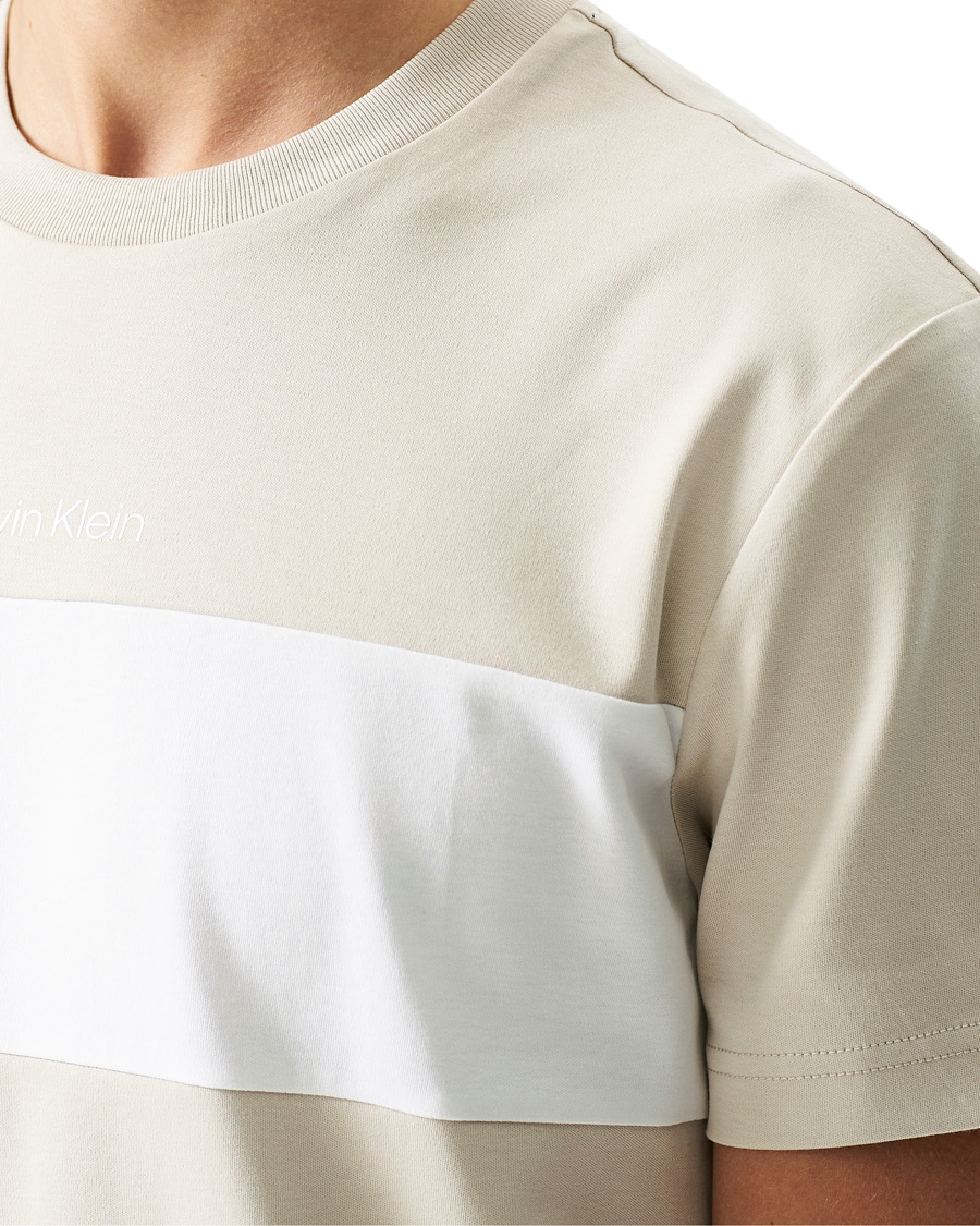 Herre | T-Shirts | Calvin Klein | Logo Colorblock Crew Neck Tee Stony Beige/White