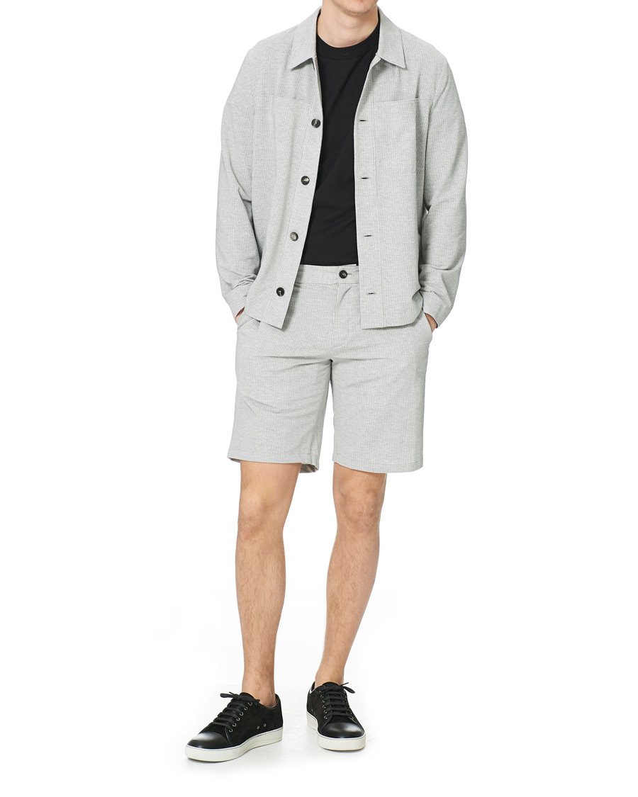 Herre | Shorts | Harris Wharf London | Cool Max Seersucker Shorts Light Grey