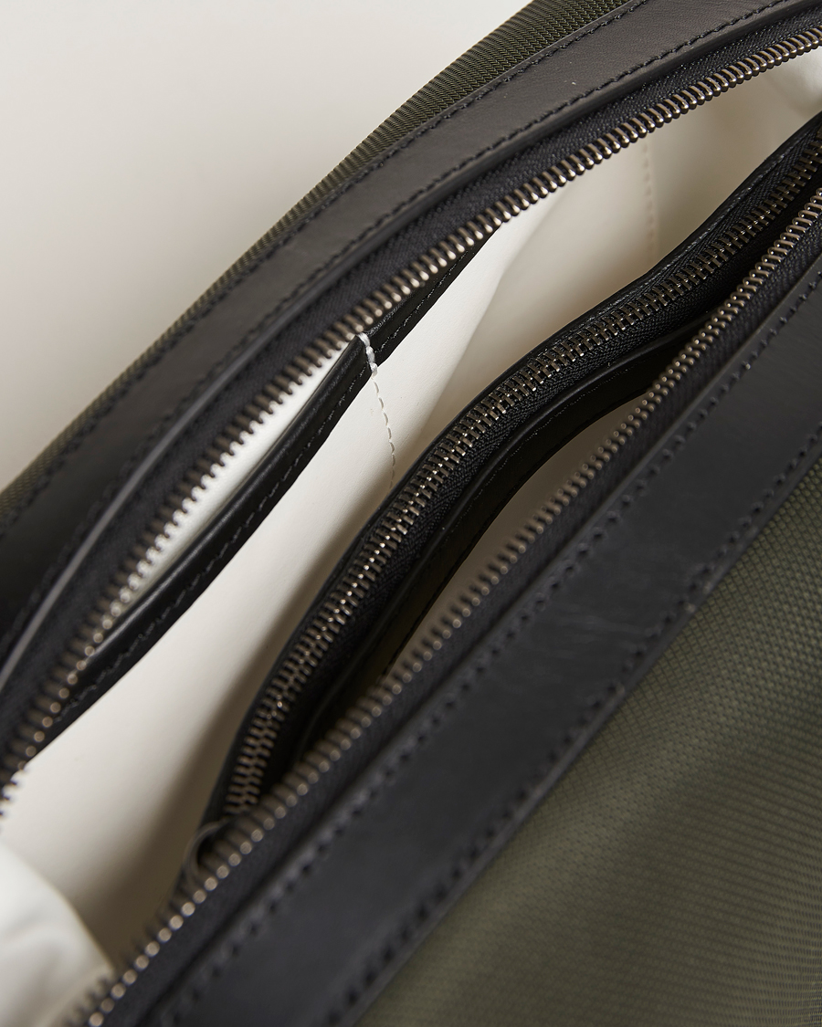 Herre | Mismo M/S Nylon Washbag Skagerrak/Black | Mismo | M/S Nylon Washbag Skagerrak/Black