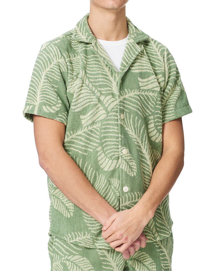 Herre | Skjorter | OAS | Banana Leaf Short Sleeve Terry Shirt Green