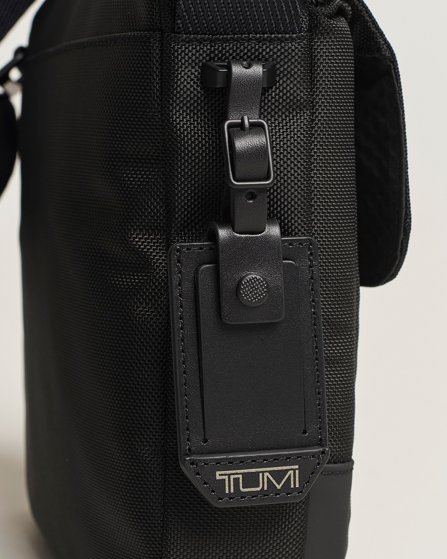 Herre | TUMI Alpha Bravo Junior Crossbody Black | TUMI | Alpha Bravo Junior Crossbody Black