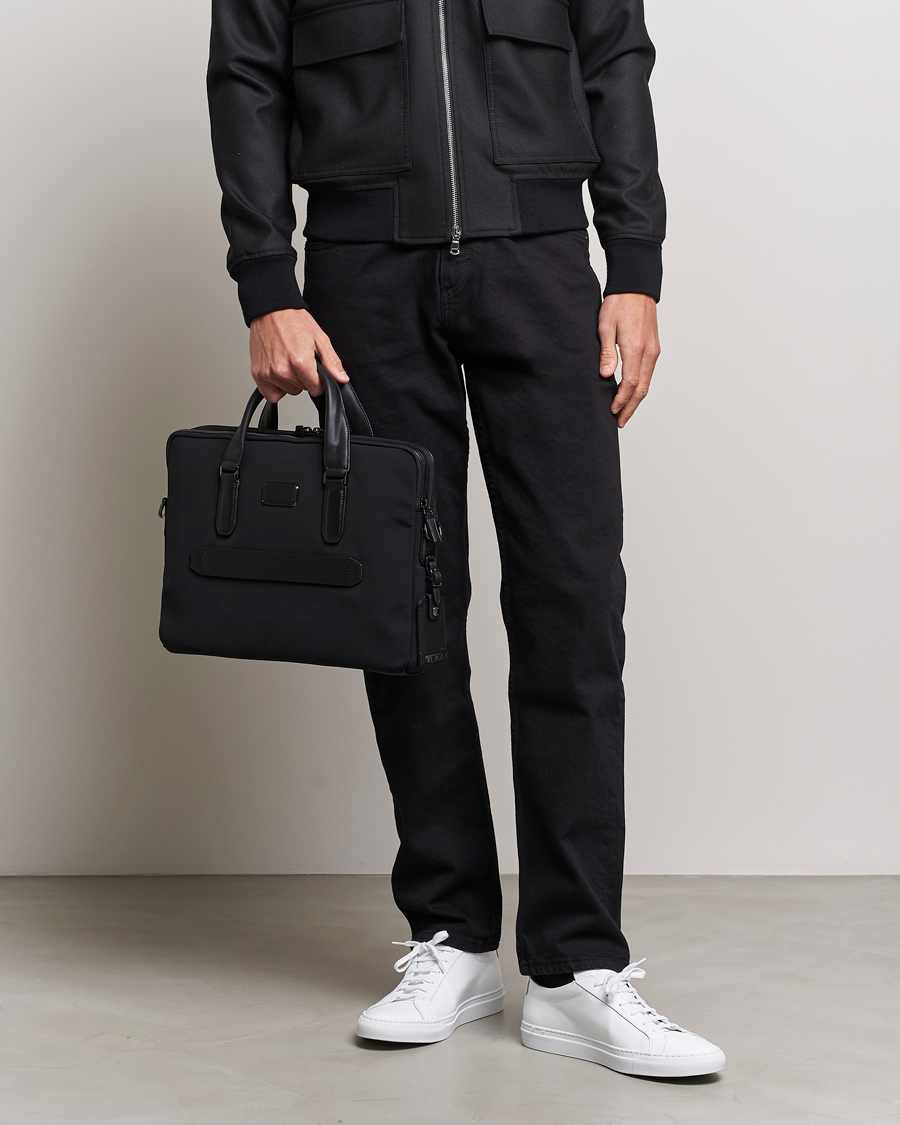 Men | TUMI | TUMI | Harrison Sycamore Slim Brief Black