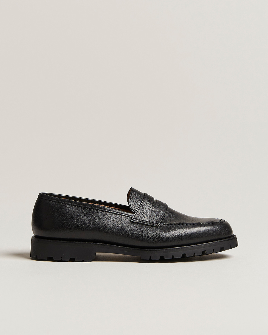 Herre | Crockett & Jones x Tärnsjö Garveri Boston Milled Grain Vibram Cleated Sole Black Calf | Crockett & Jones x Tärnsjö Garveri | Boston Milled Grain Vibram Cleated Sole Black Calf