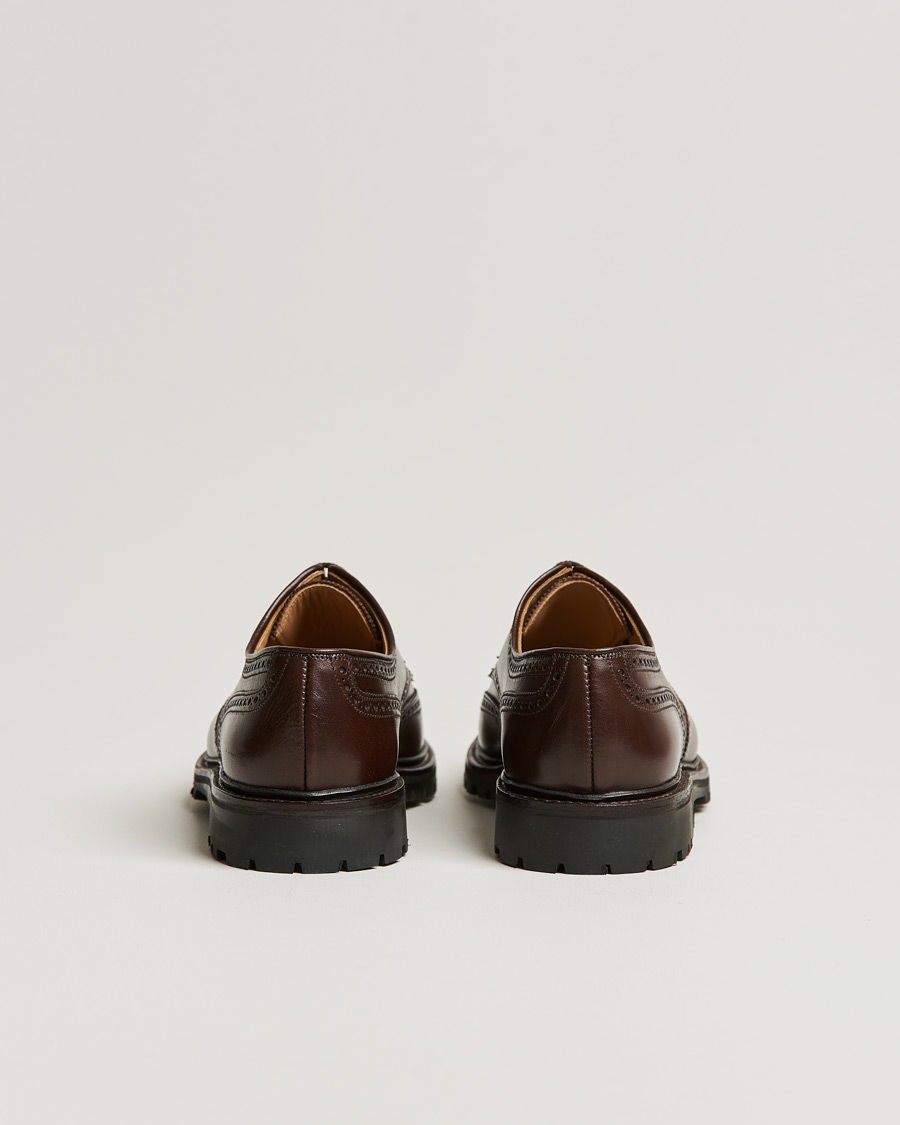 Herre | Crockett & Jones x Tärnsjö Garveri Pembroke Vibram Cleated Sole Dk Brown Calf | Crockett & Jones x Tärnsjö Garveri | Pembroke Vibram Cleated Sole Dk Brown Calf