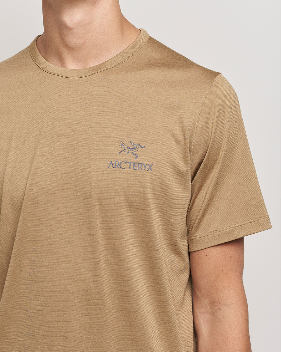 Herre | T-Shirts | Arc'teryx | Arc´Logo Emblem Wool T-shirt Canvas