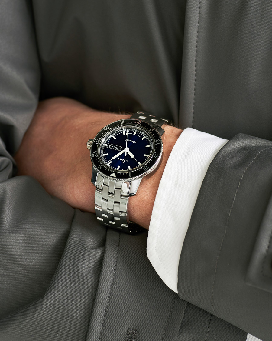 Herre | Fine watches | Sinn | 104 I B Pilot Watch 41mm Steel Link Dark Blue