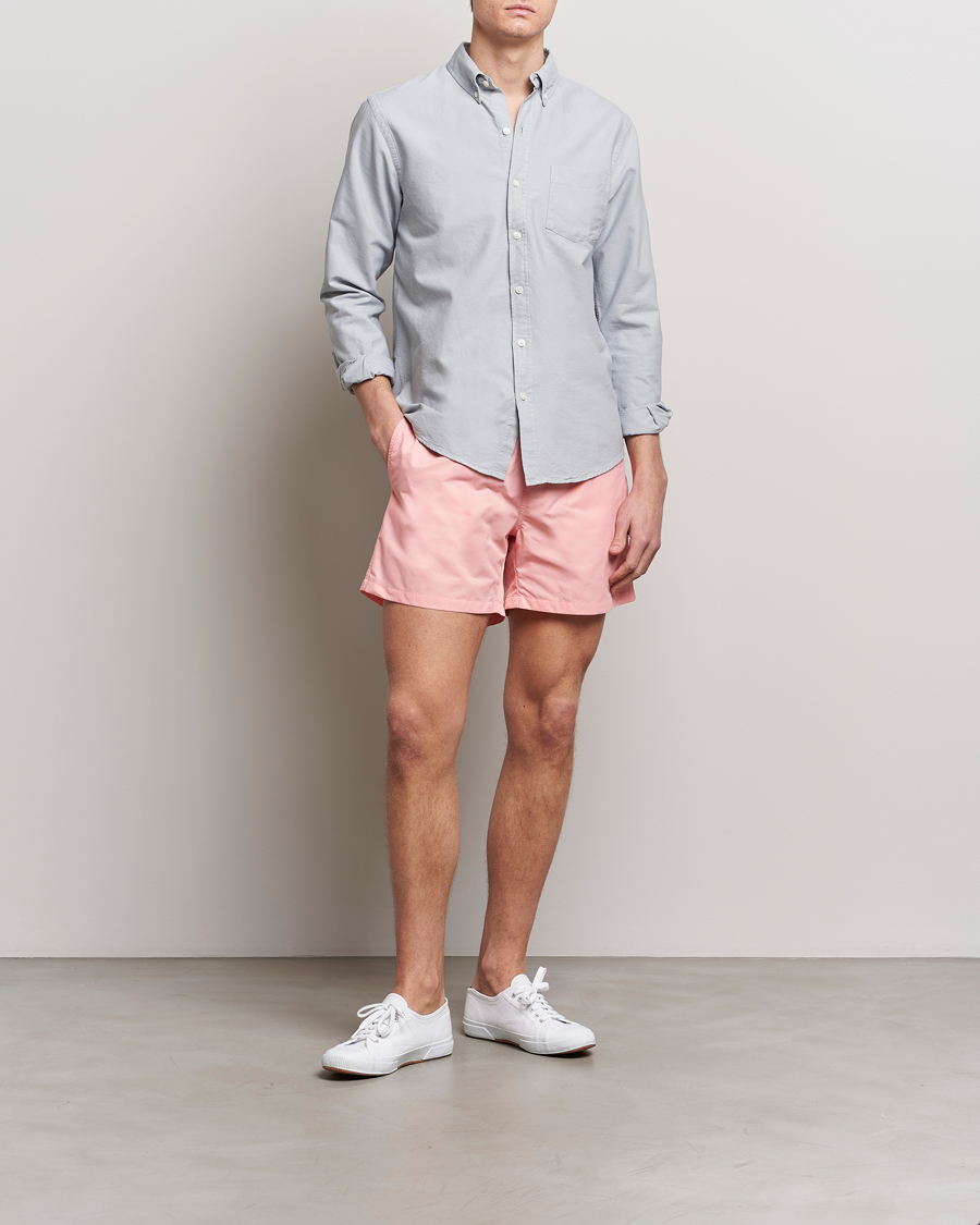 Herre | Badeshorts | Colorful Standard | Classic Organic Swim Shorts Bright Coral