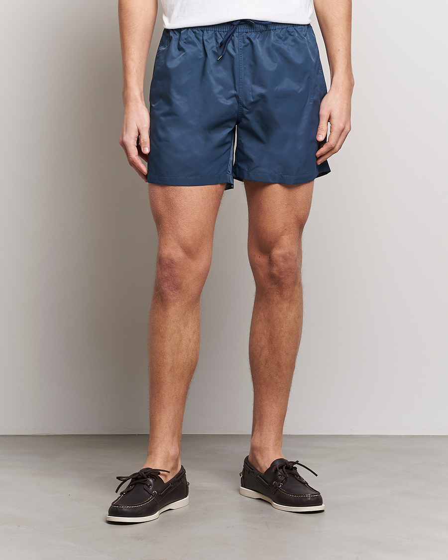 Herre | Badeshorts | Colorful Standard | Classic Organic Swim Shorts Petrol Blue