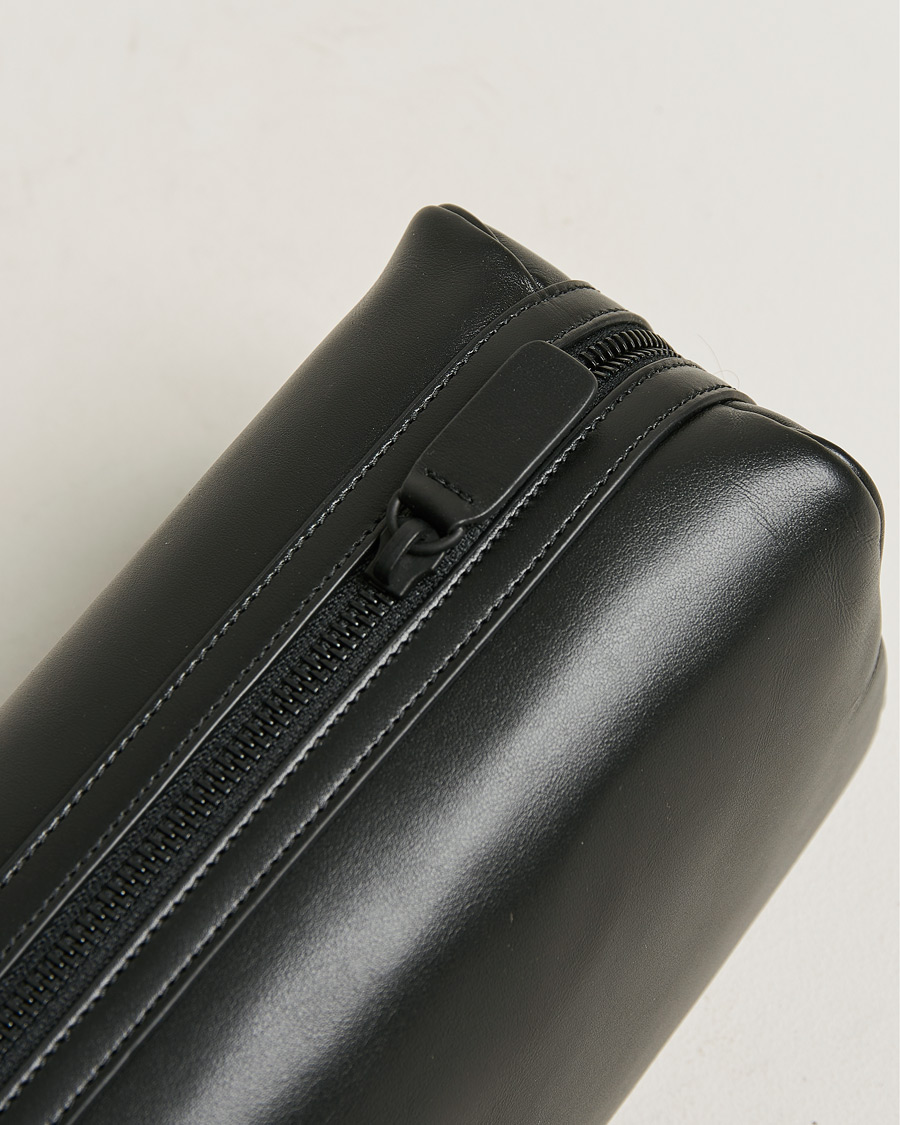 Herre | Vesker | Common Projects | Nappa Leather Toiletry Bag Black