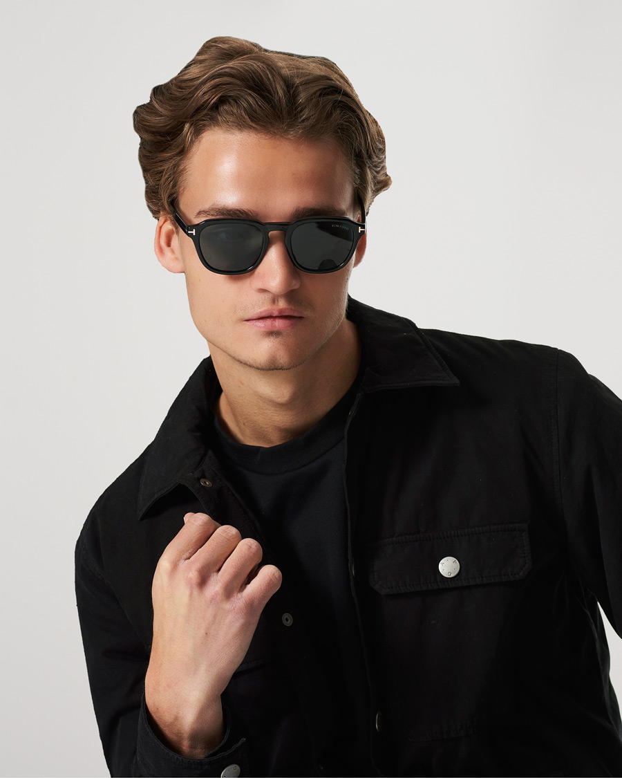 Herre | Buede solbriller | Tom Ford | Avery Sunglasses Shiny Black/Blue