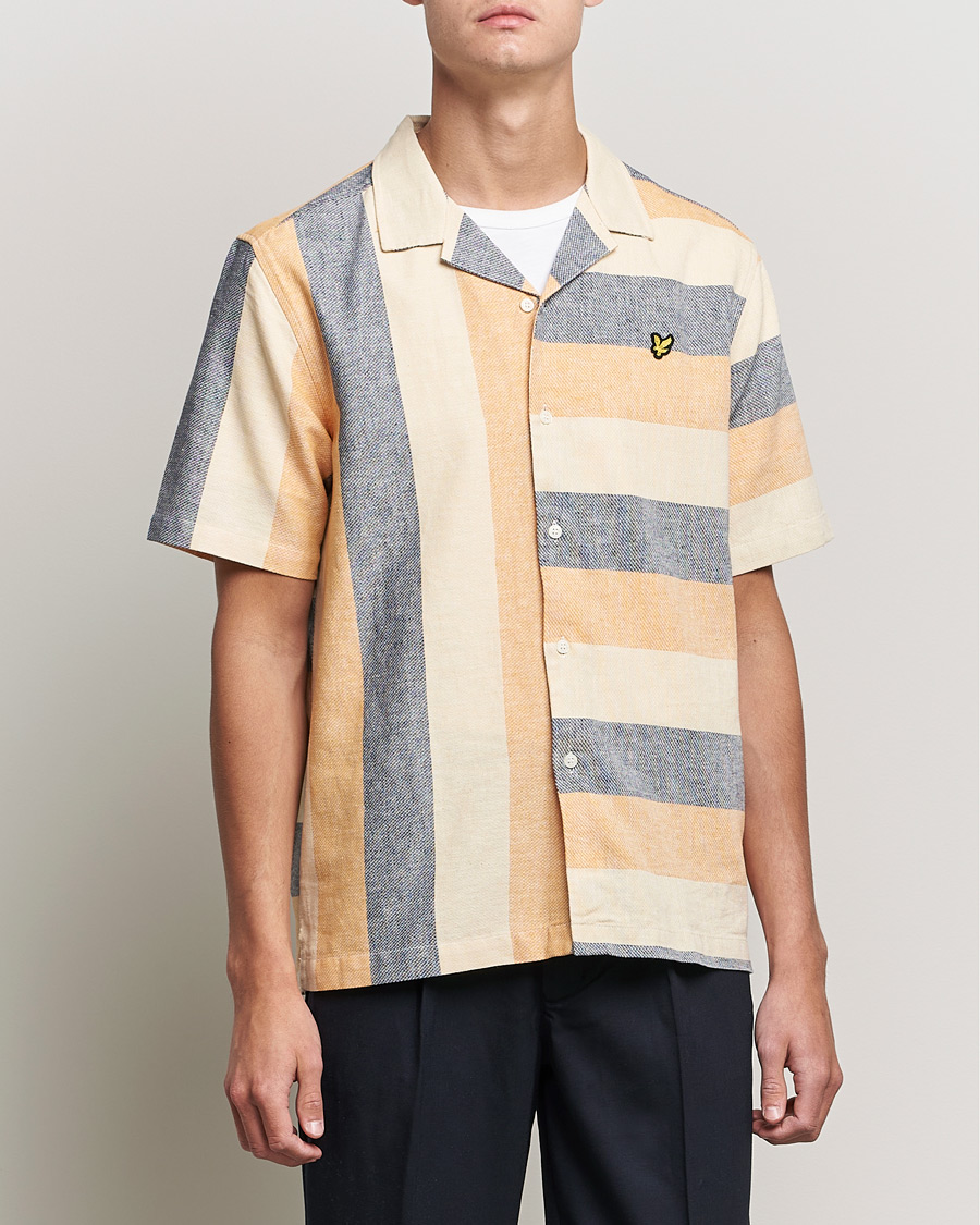 Herre | Kortermede skjorter | Lyle & Scott | Artisinal Resort Short Sleeve Shirt Gold Haze