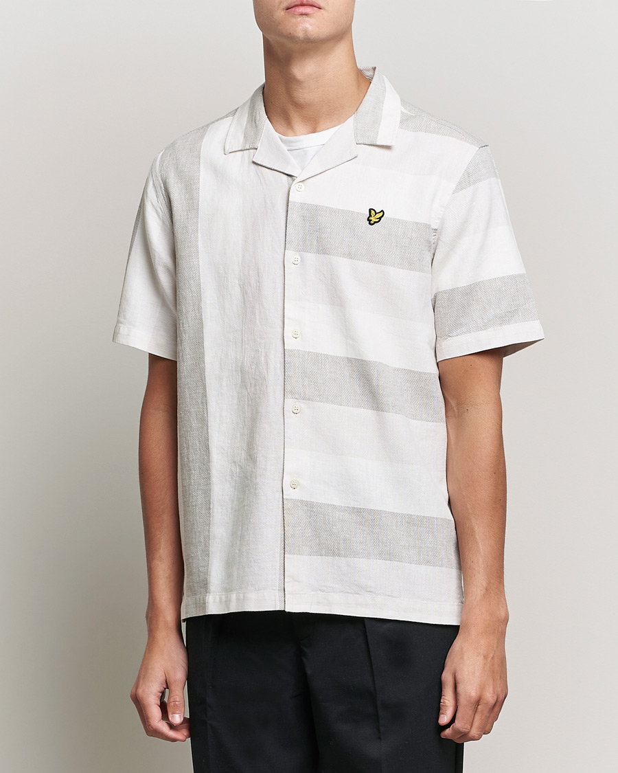 Herre | Kortermede skjorter | Lyle & Scott | Artisinal Resort Short Sleeve Shirt Off White