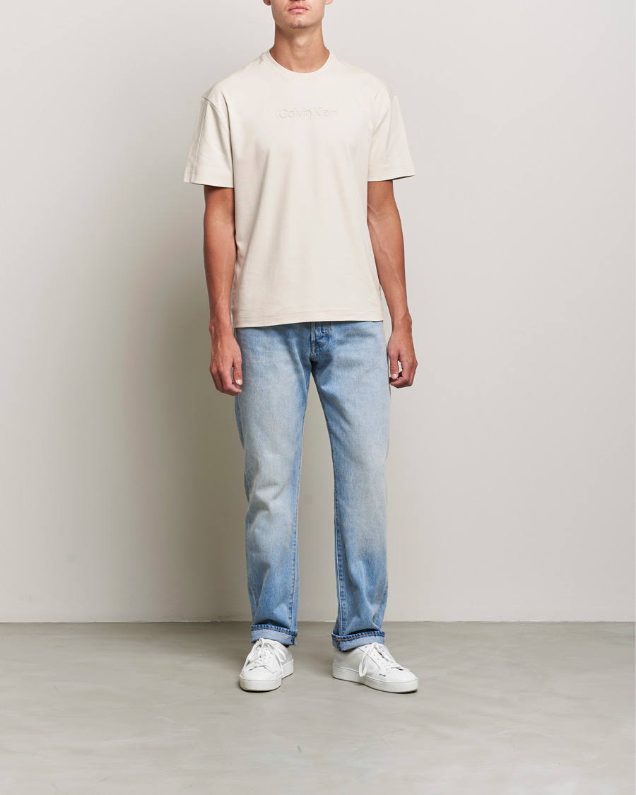 Herre | T-Shirts | Calvin Klein | Debossed Logo Crew Neck Tee Stony Beige
