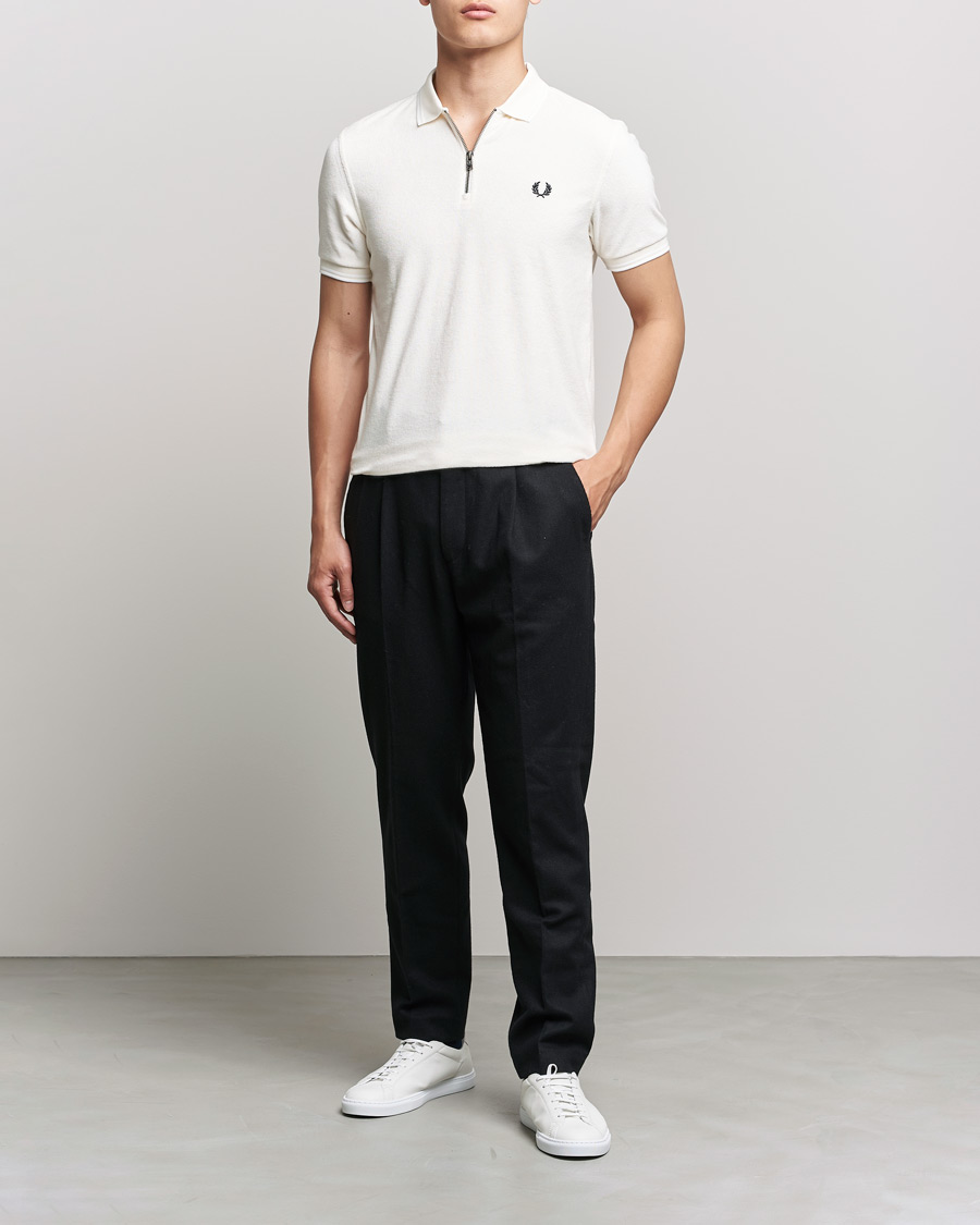 Herre | Pikéer | Fred Perry | Towelling Zip Neck Polo Ecru
